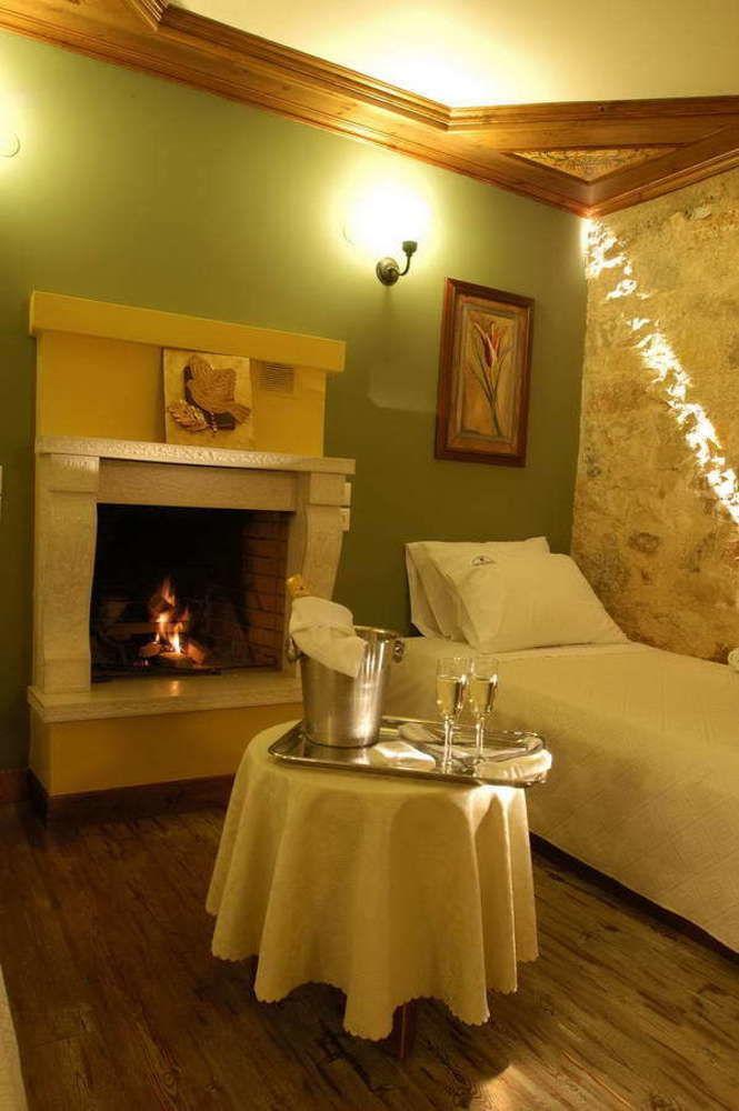 Frontzu Politia Hotel Janina